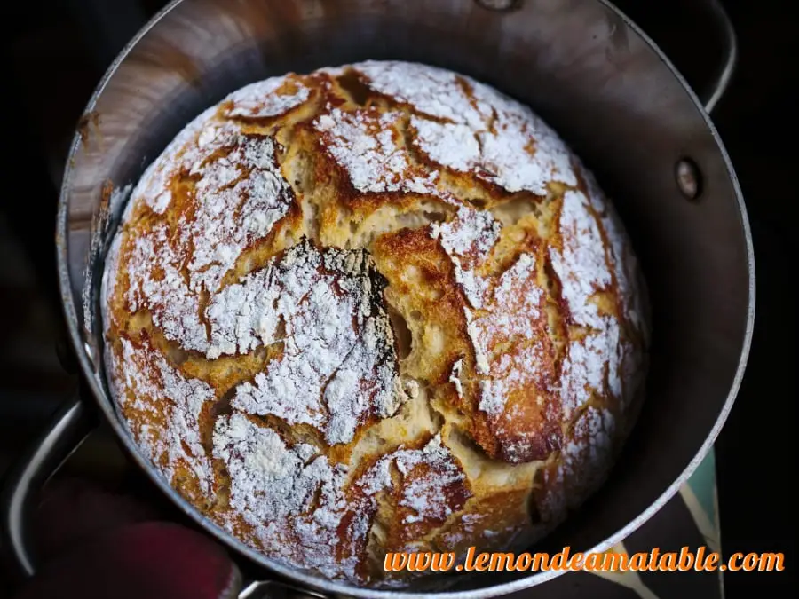 Le pain de campagne à la cocotte