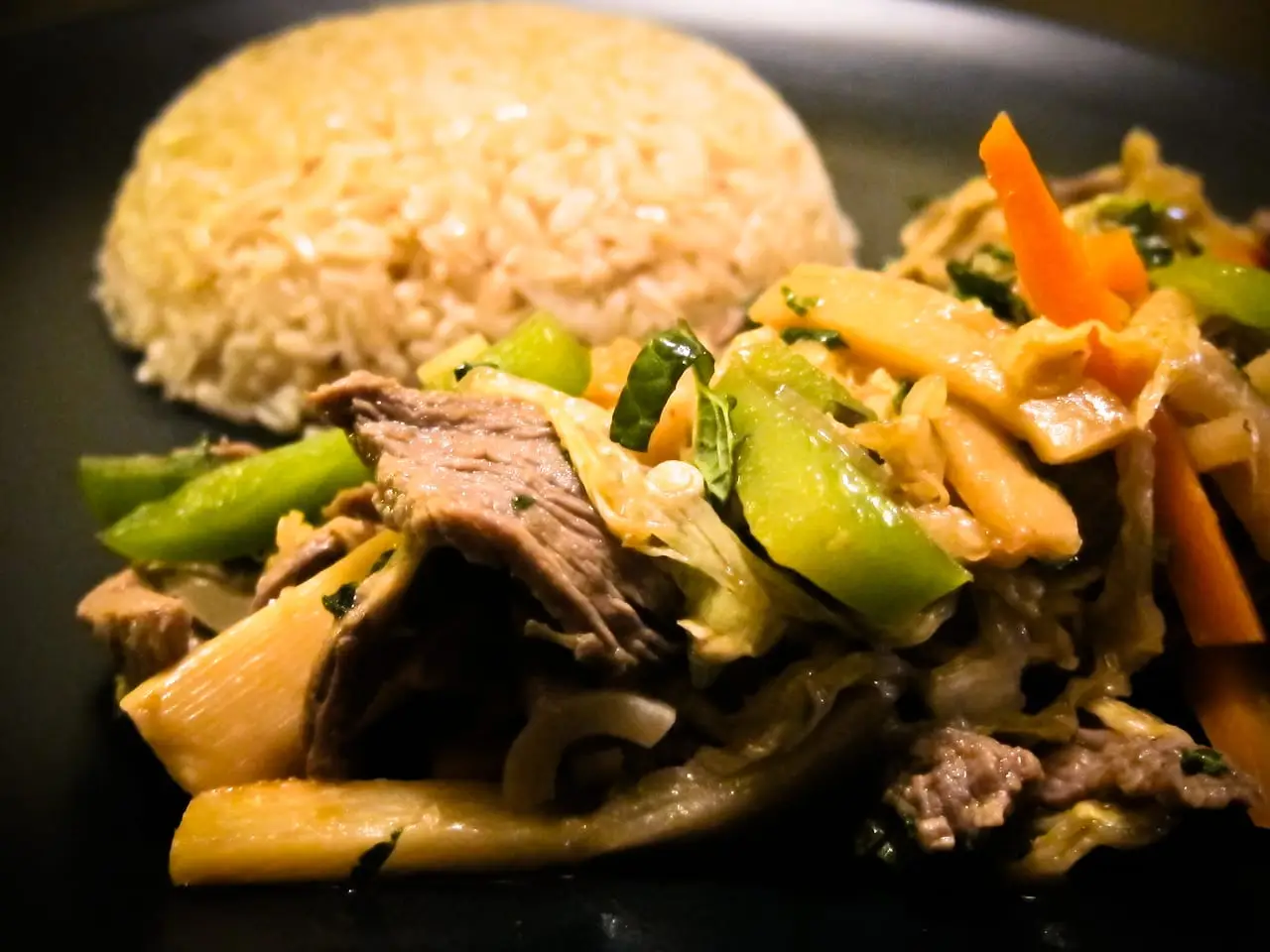 Wok de boeuf à la menthe